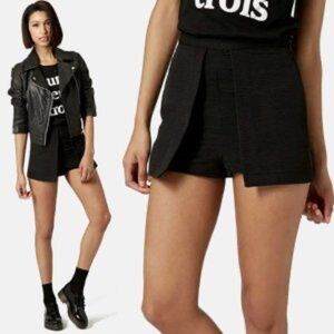 EUC Topshop Tilly Ribbed Structured Micro Skort Shorts Size 2